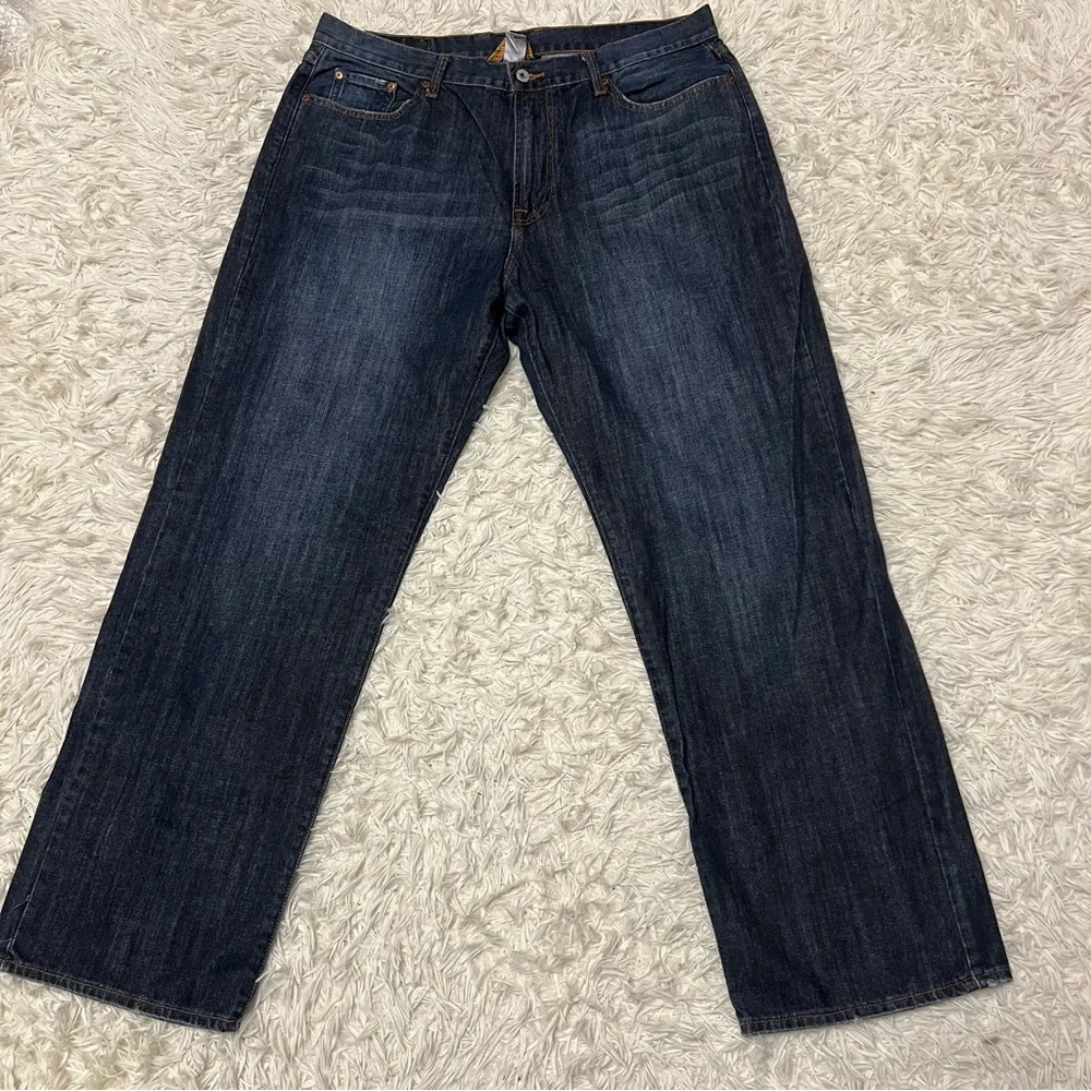 Lucky Brand Mens Jeans 38x31 Blue Straight Leg Dark Wash Denim Likenew 👌 Logo